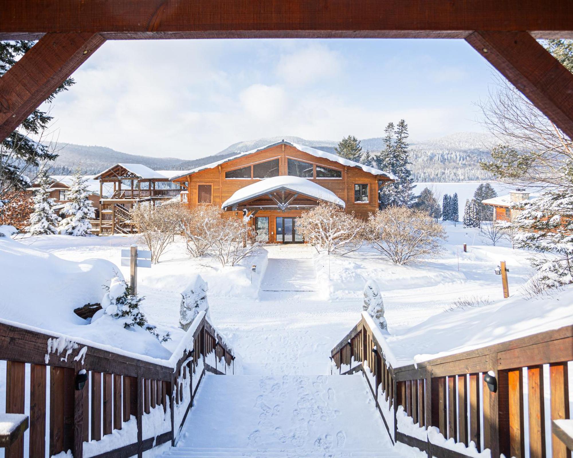 Le Grand R Hotel Saint-Donat-de-Montcalm Exterior foto